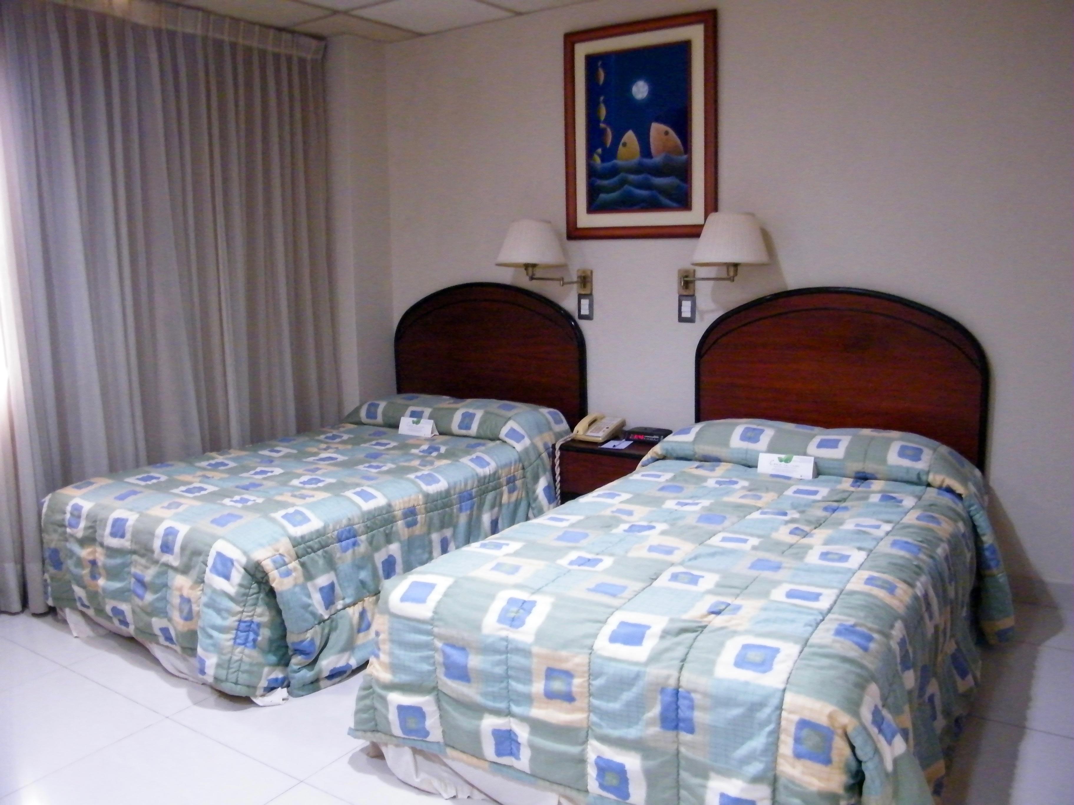 Hotel Ramada Гуаякіль Екстер'єр фото